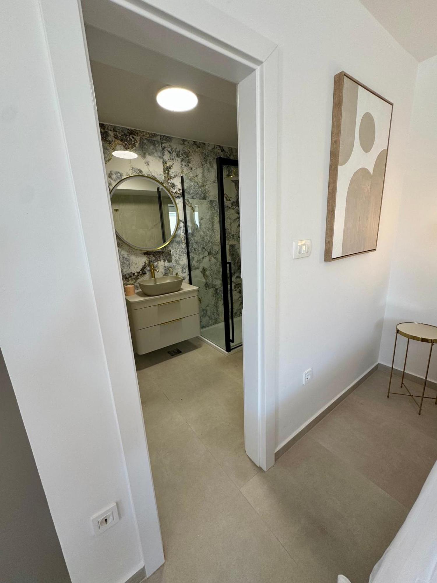 Apartments Toma Novalja Eksteriør bilde